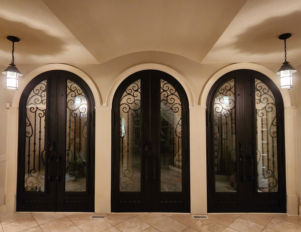 Traditional Iron Door 16
