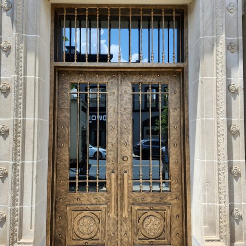 Contemporary-Iron-Door-Design